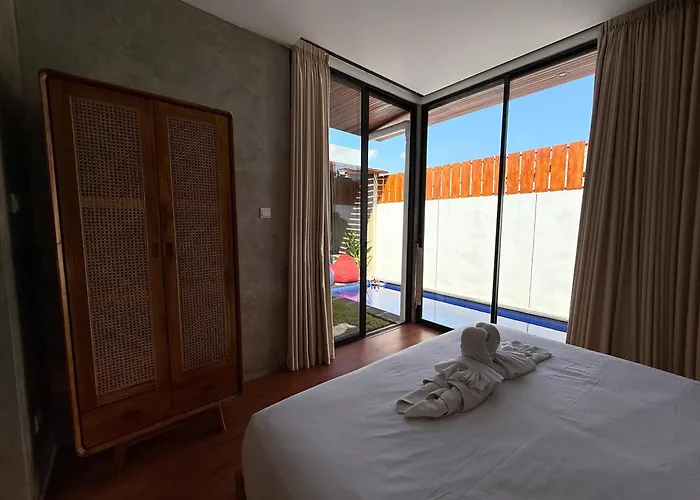Ozzy Bali 3 Seminyak